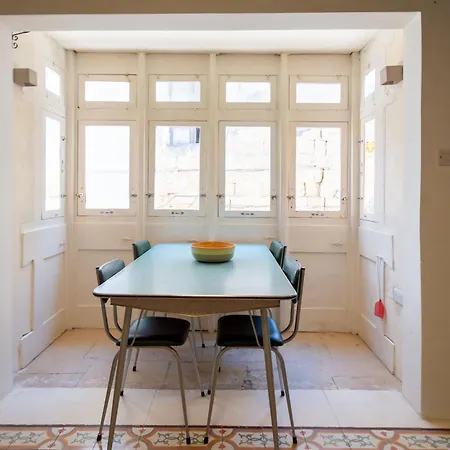 Stylish & Elegant Traditional House With Sun Terrace Tell1-1 Birgu